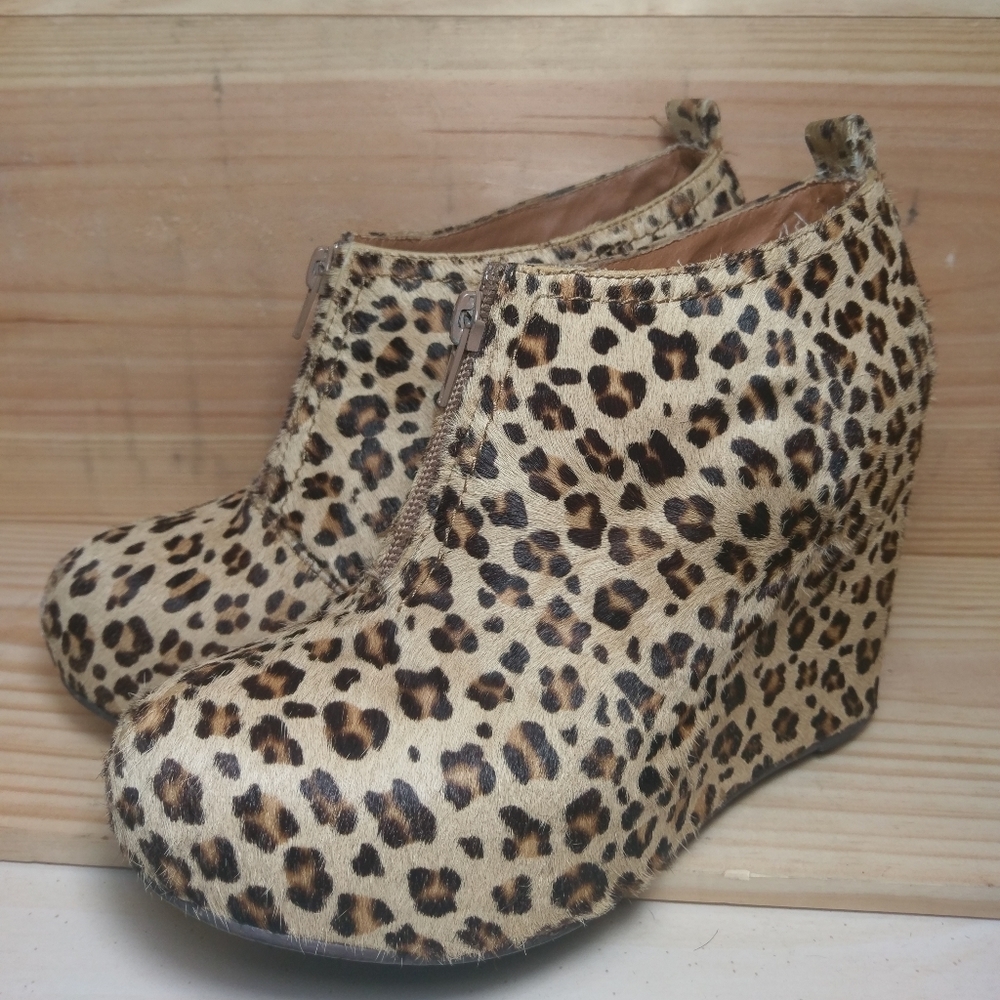 JEFFREY CAMPBELL Ankle Pixie Fur Wedge Booties SZ8